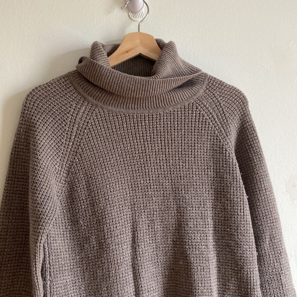 Aritzia Wilfred Free Bianca wool knit dress - Picture 3 of 12